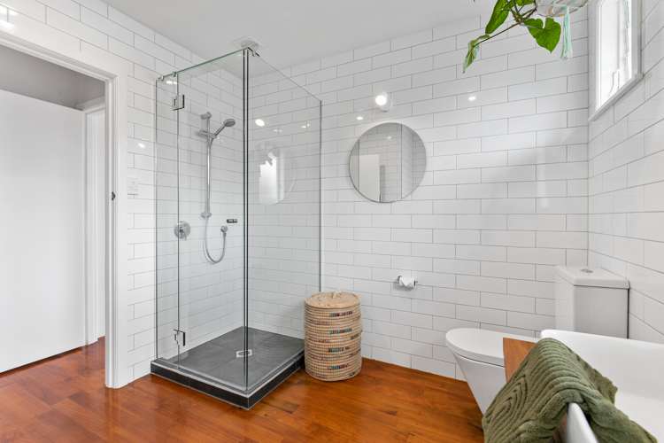 33 Crocombe Crescent Beach Haven_10