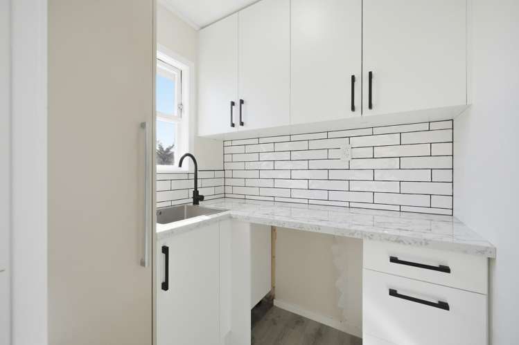 27 Snell Drive Chartwell_11