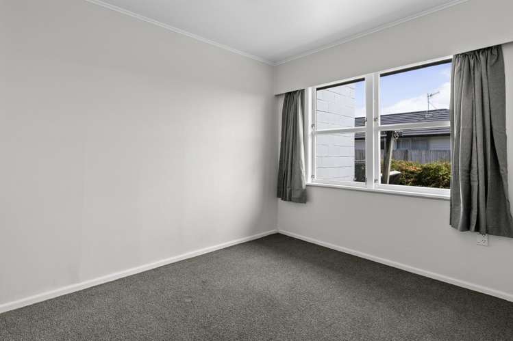 B/70A Tawa Street 1107_13