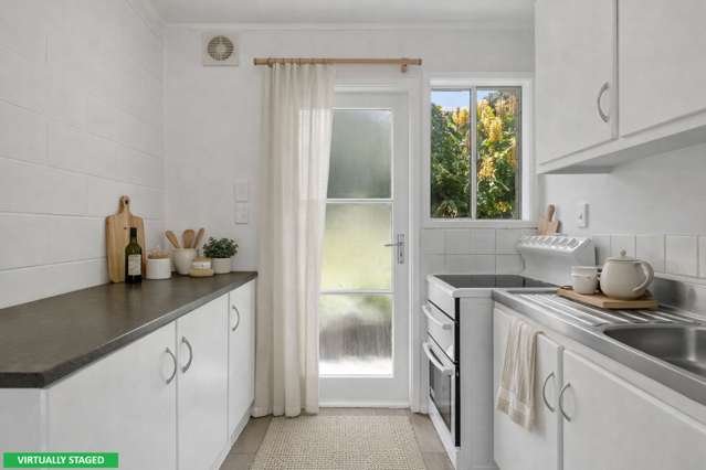 2/33 Grassways Avenue Pakuranga Heights_4