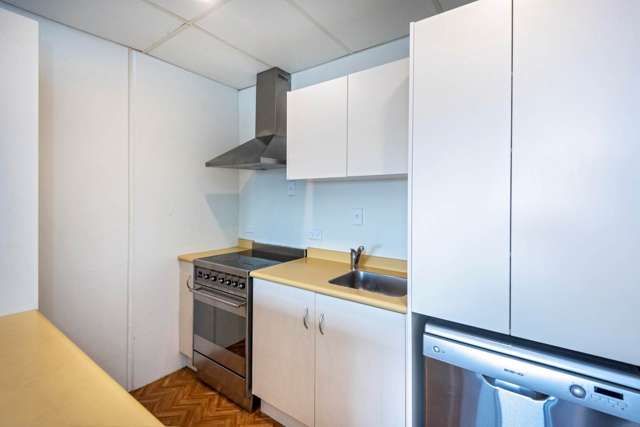 13/10 Airborne Road Albany_3