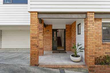11 Barrier View Road_1