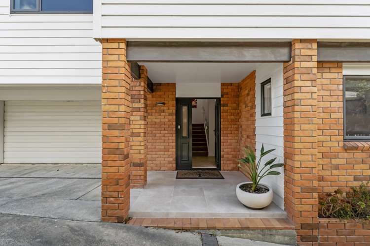 11 Barrier View Road_1