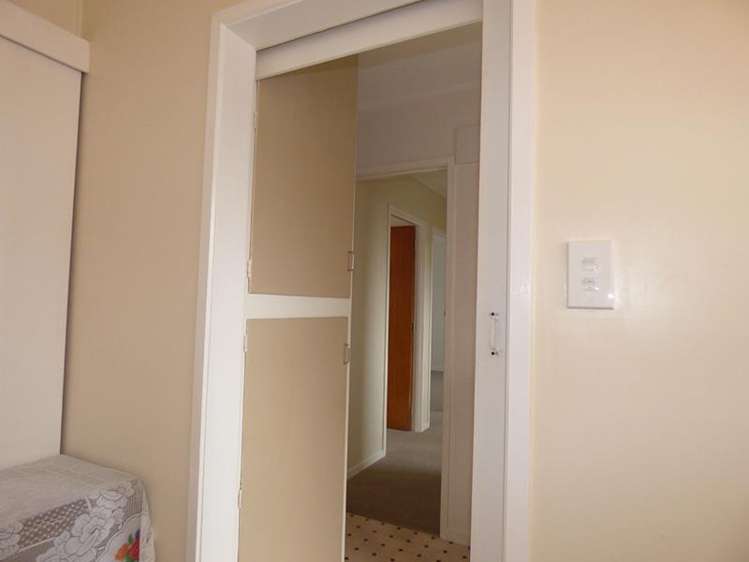 2/98 Grey Street Onehunga_13