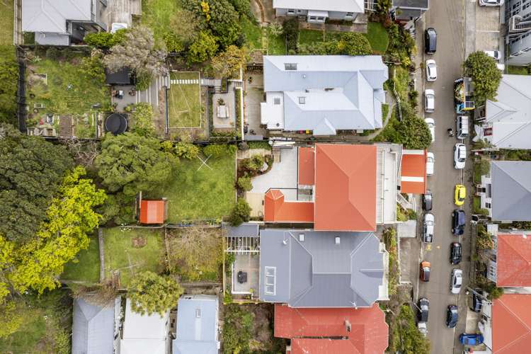 17 Maarama Crescent Aro Valley_17