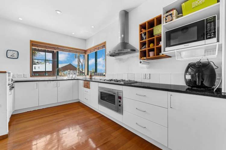 44 Penguin Drive Murrays Bay_7