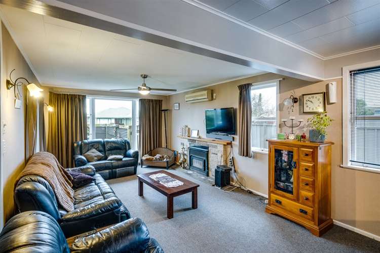 91 Wycliffe Street Onekawa_5