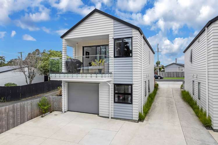 2/42 Woodside Road_1