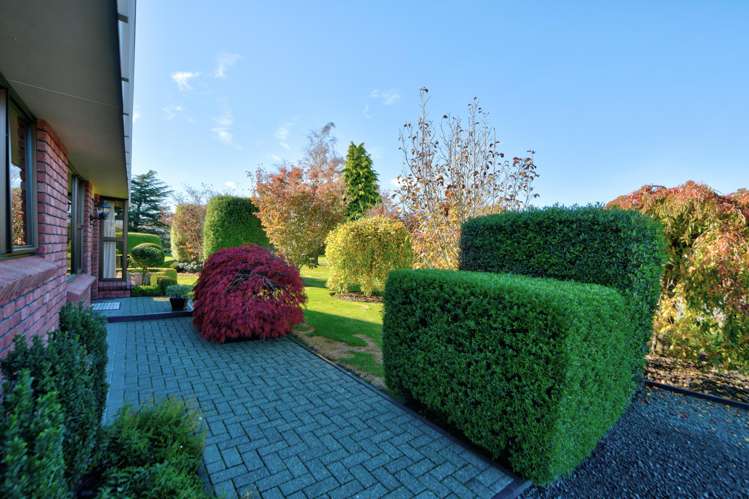 3 Raeburn Place Gore_23