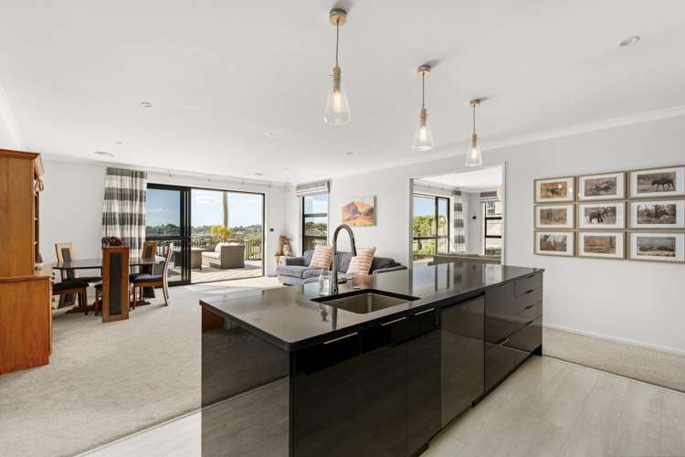 21 Benmore Crescent Pyes Pa_3