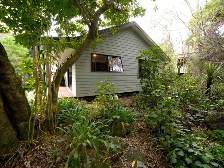 13 Kowhai Grove Akaroa_29