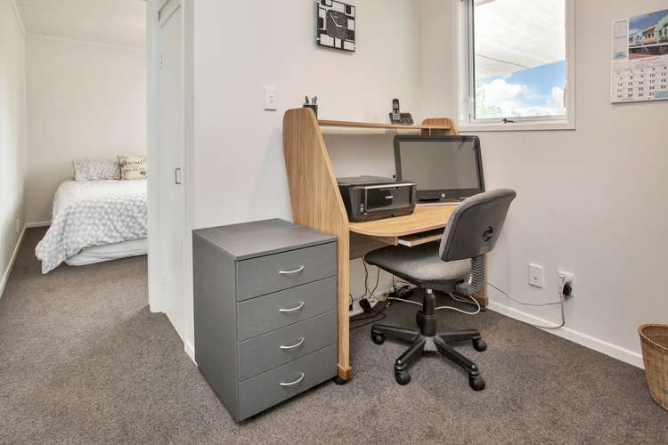 45 Blagrove Road Poroti_16