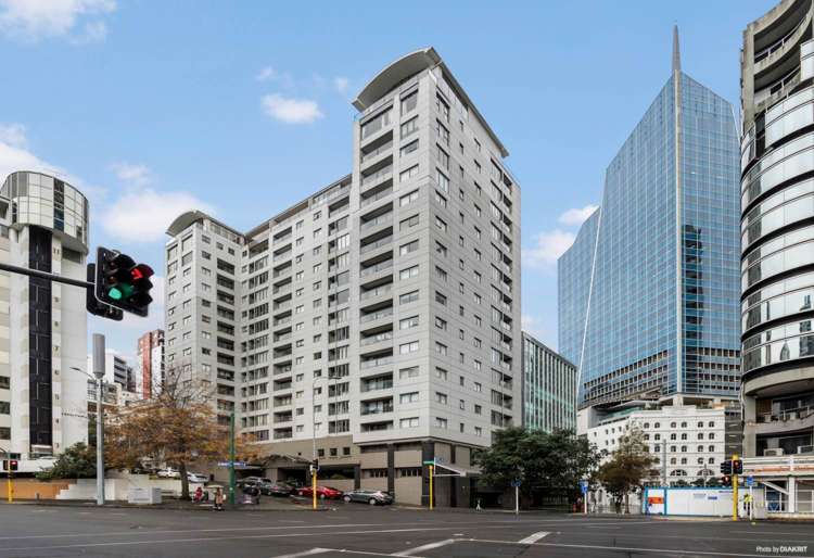 13H/1 Emily Place City Centre_6