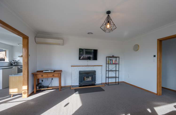 21 Tennyson Crescent Stoke_7