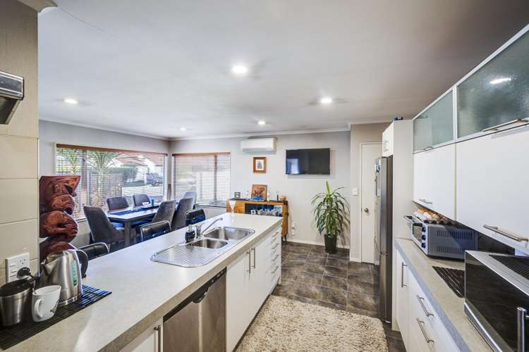 5a Park Lane Greenmeadows_17