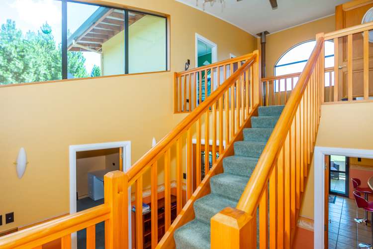 16 North West Arch Twizel_10