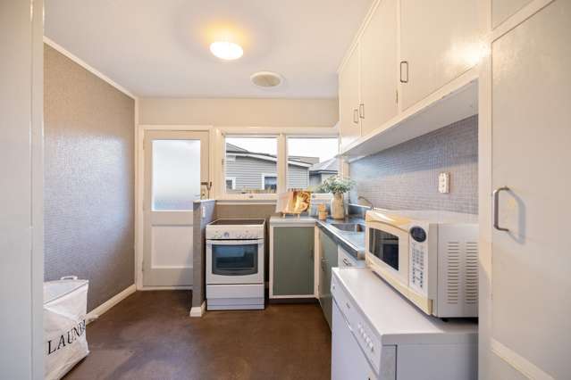 3/42 Office Road Merivale_4