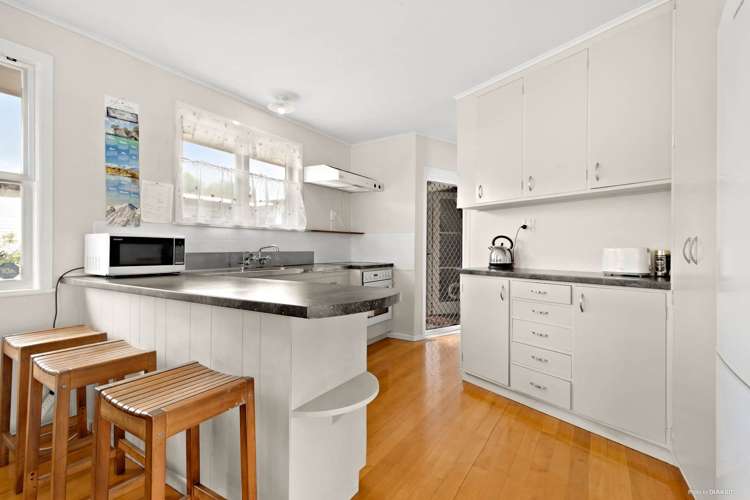 18 Renwick Street Papakura_5