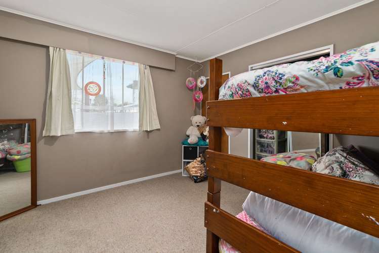 25 Joanne Crescent Pukehangi_8