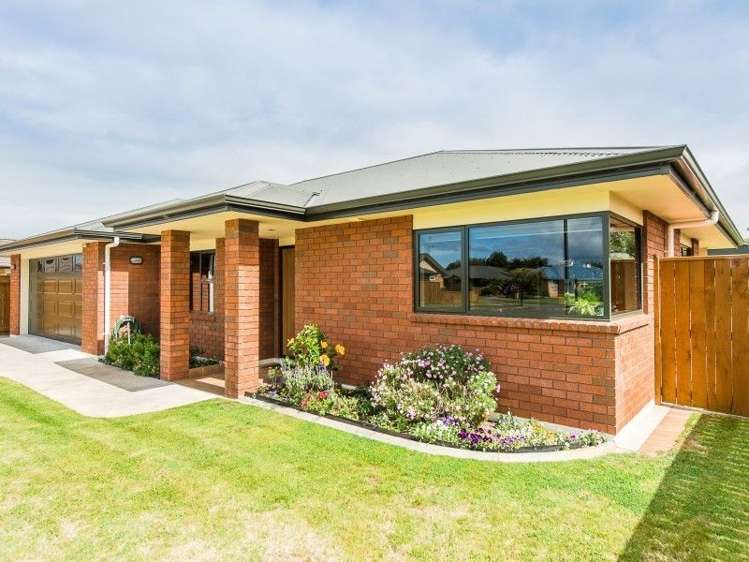 27 Gilligan Close College Estate_0