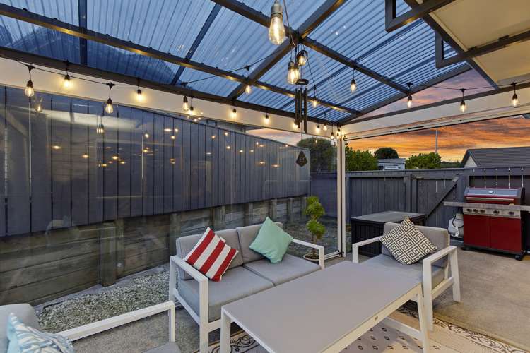 20 Ronald Scott Grove Riverstone Terraces_11