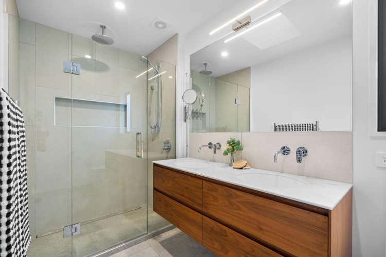 41 Grayshott Avenue Casebrook_35