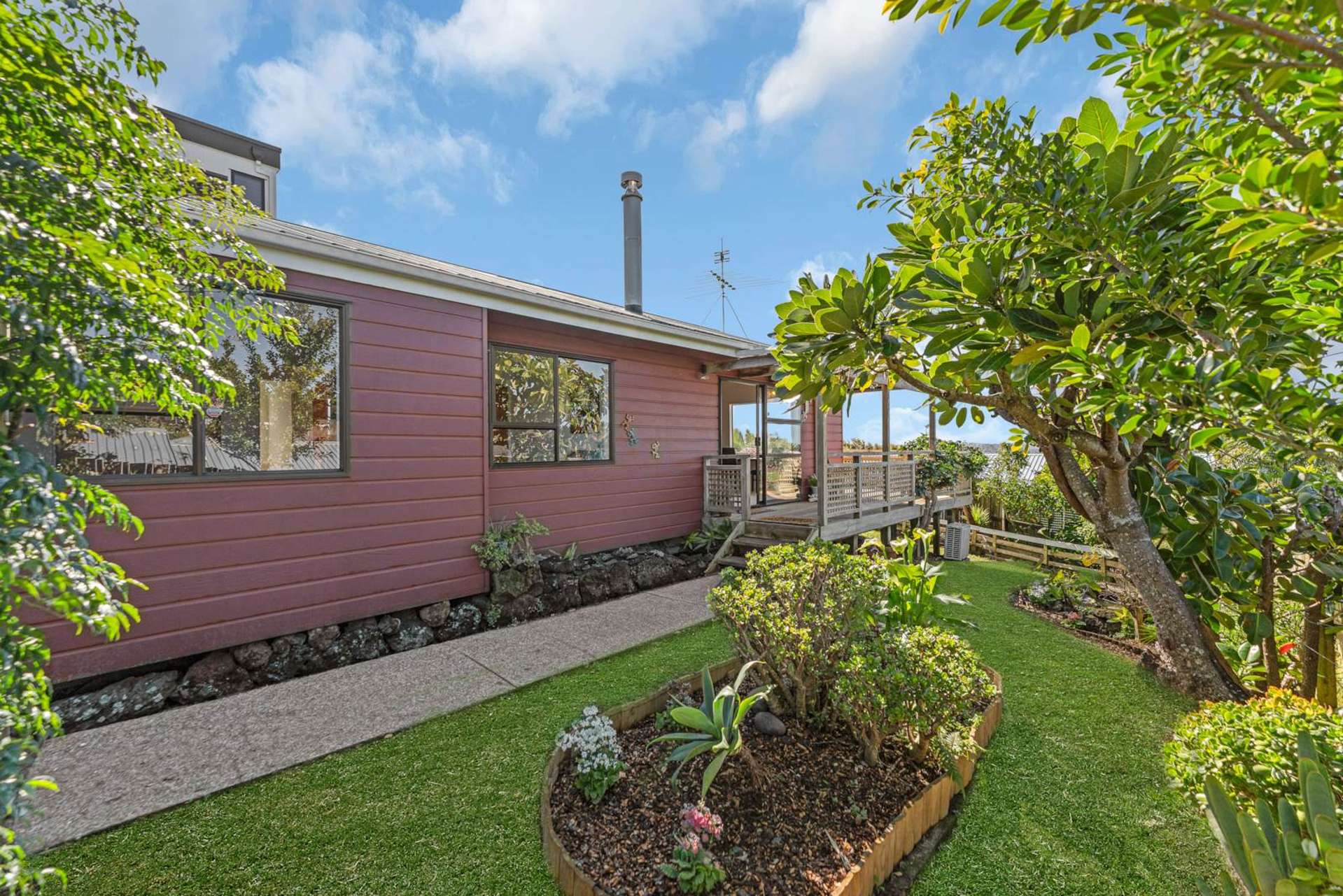 2/14 Pleasant Road Glen Eden_0