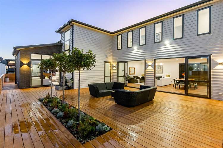 3 Luff Place Long Bay_23