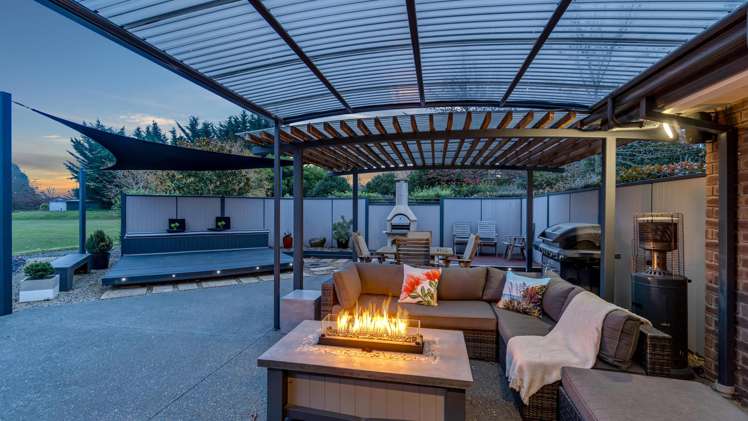 9 Adian Way Loburn_22