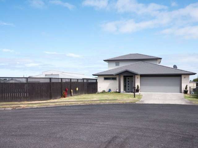 17 Ponderosa Place Opunake_1