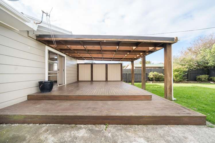20 Rhodes Drive_3