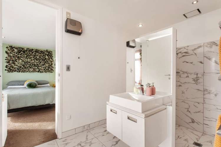 15 Longridge Drive Mount Pleasant_18