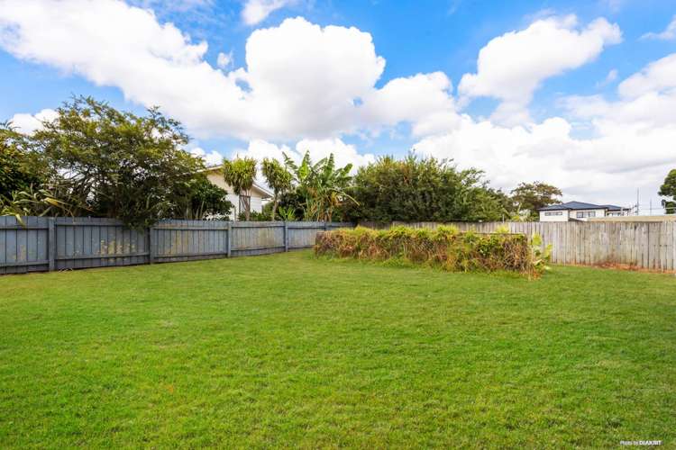 10 Barbary Avenue Kelston_18