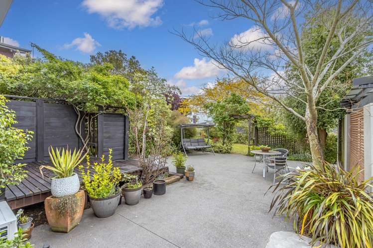 42 Waitikiri Drive Parklands_10