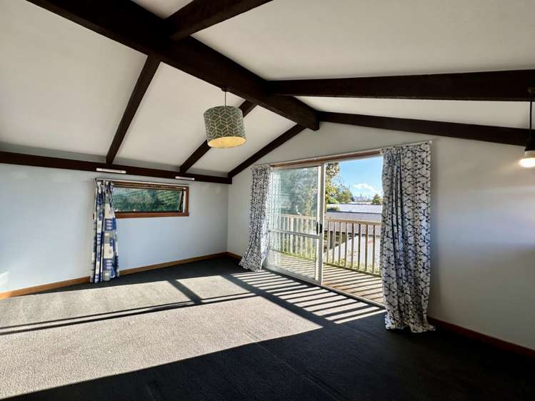 70 Alford Forest Road Allenton_11