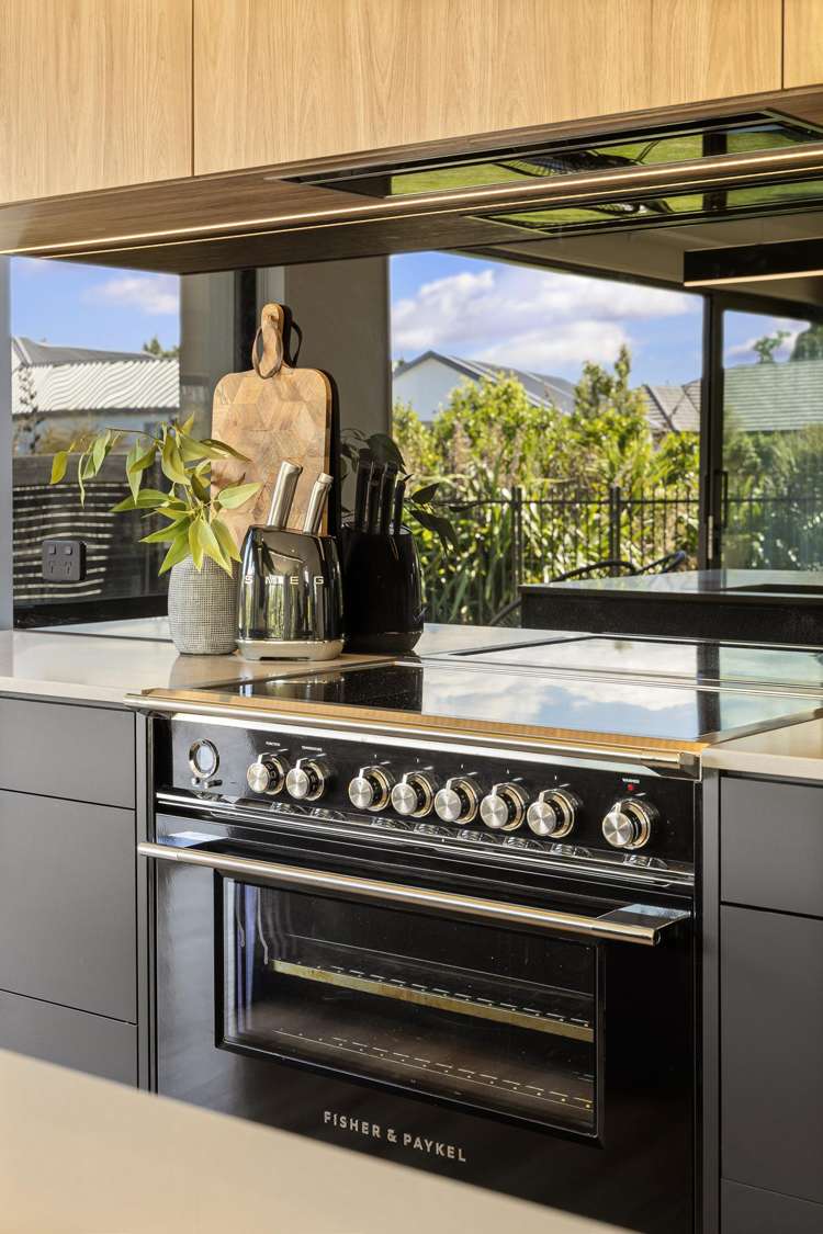 8 Kirkland Crescent Harewood_3