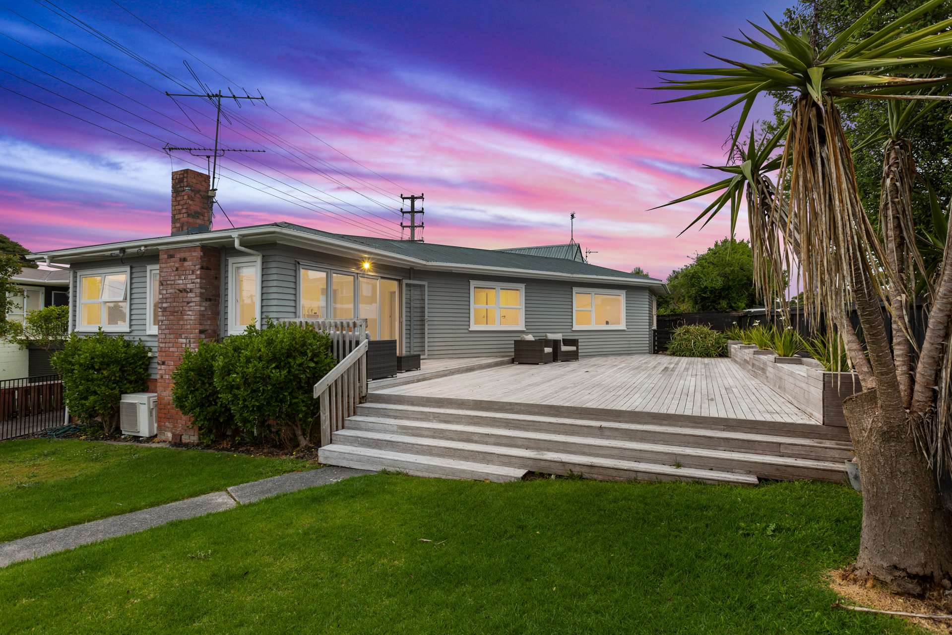 9 Meadow Crescent Te Atatu South_0