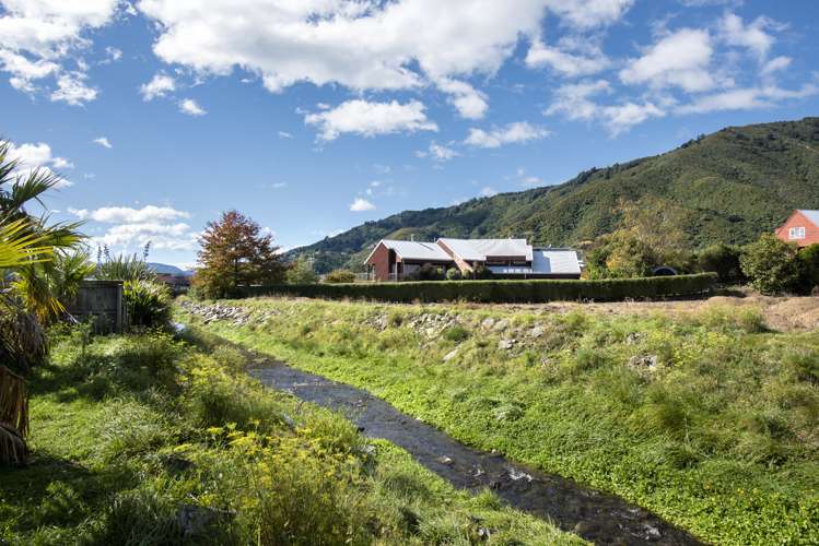 11b Beach Road Waikawa_4