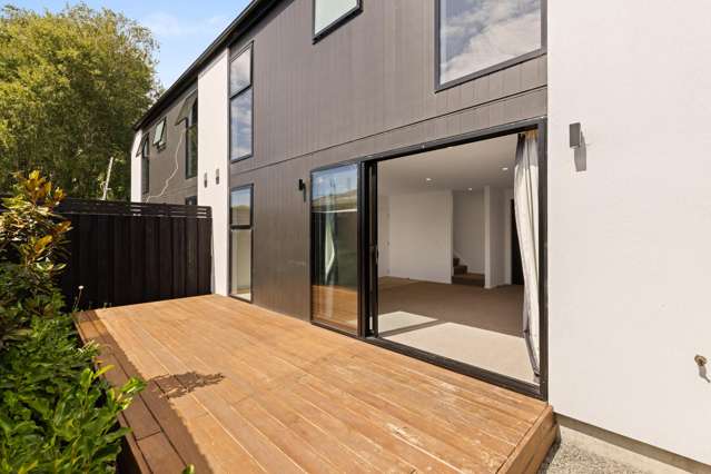 Spacious Modern Townhouse