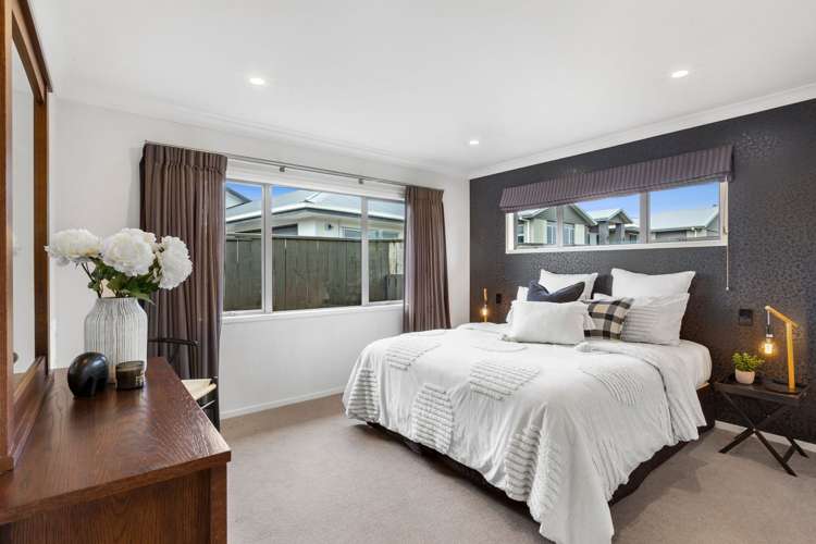 8 Karamea Street Whalers Gate_11