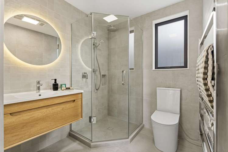 4A Datura Place Sunnynook_17