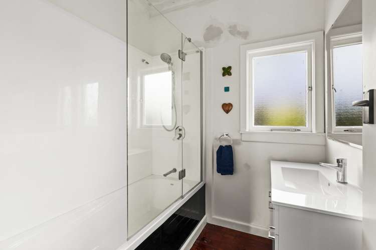 10 Plassey Street Havelock North_13