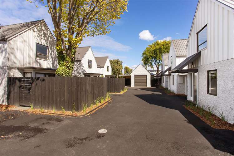 3/99 Mandeville Street Riccarton_13