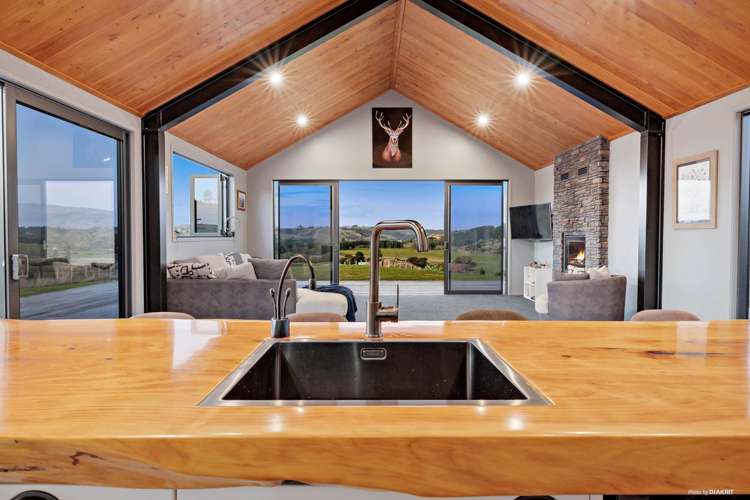 152 Highway 22 Pukekawa_2