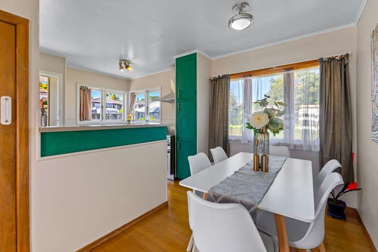 4 Duncan Avenue Te Atatu South_5