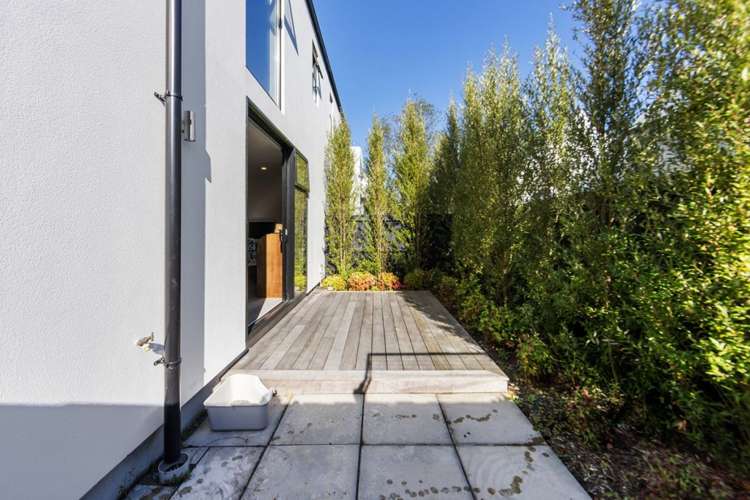 100A Rossall Street Merivale_12