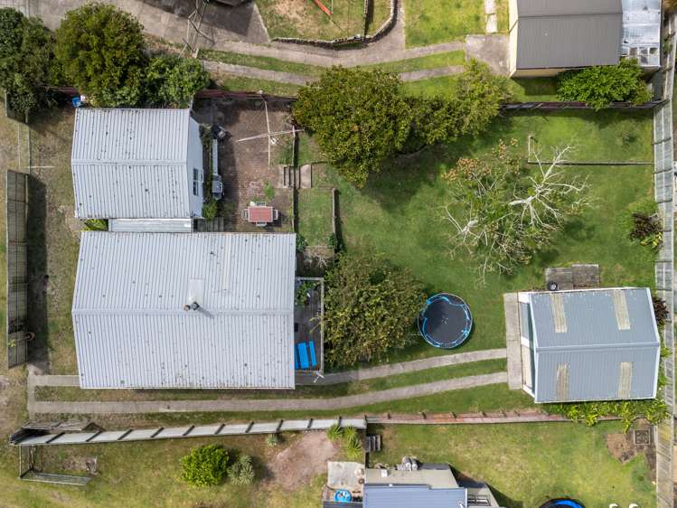 16 Costello Crescent Pukehina_18