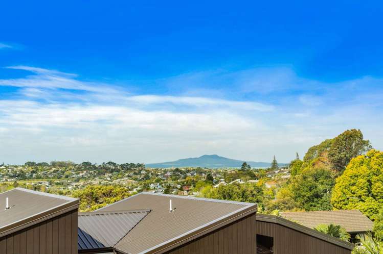 2/1 Trias Road Totara Vale_4