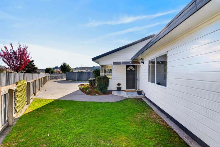 18B Forward Street Greenmeadows_16