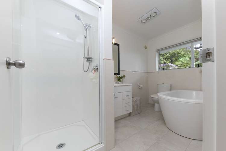 418 Huia Road Laingholm_11